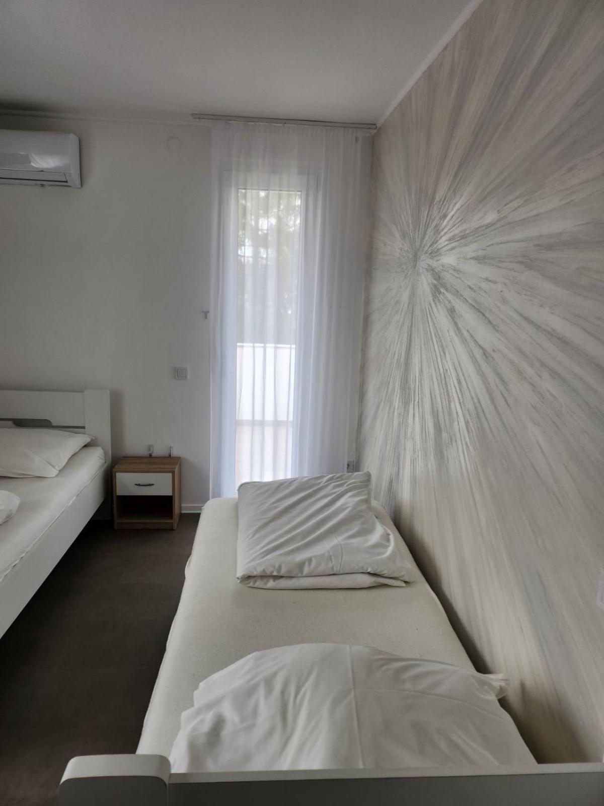 Mineral Apartman Diamond Nyiregyhaza Exterior photo