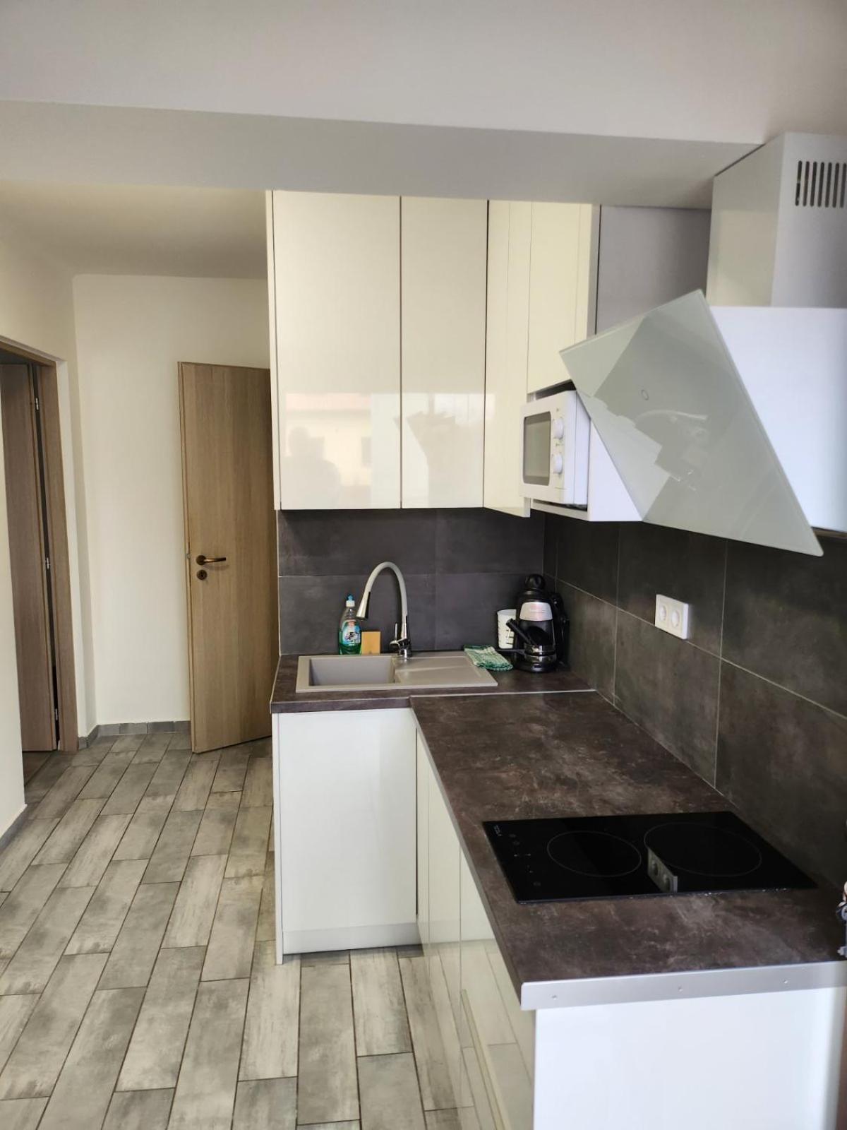 Mineral Apartman Diamond Nyiregyhaza Exterior photo
